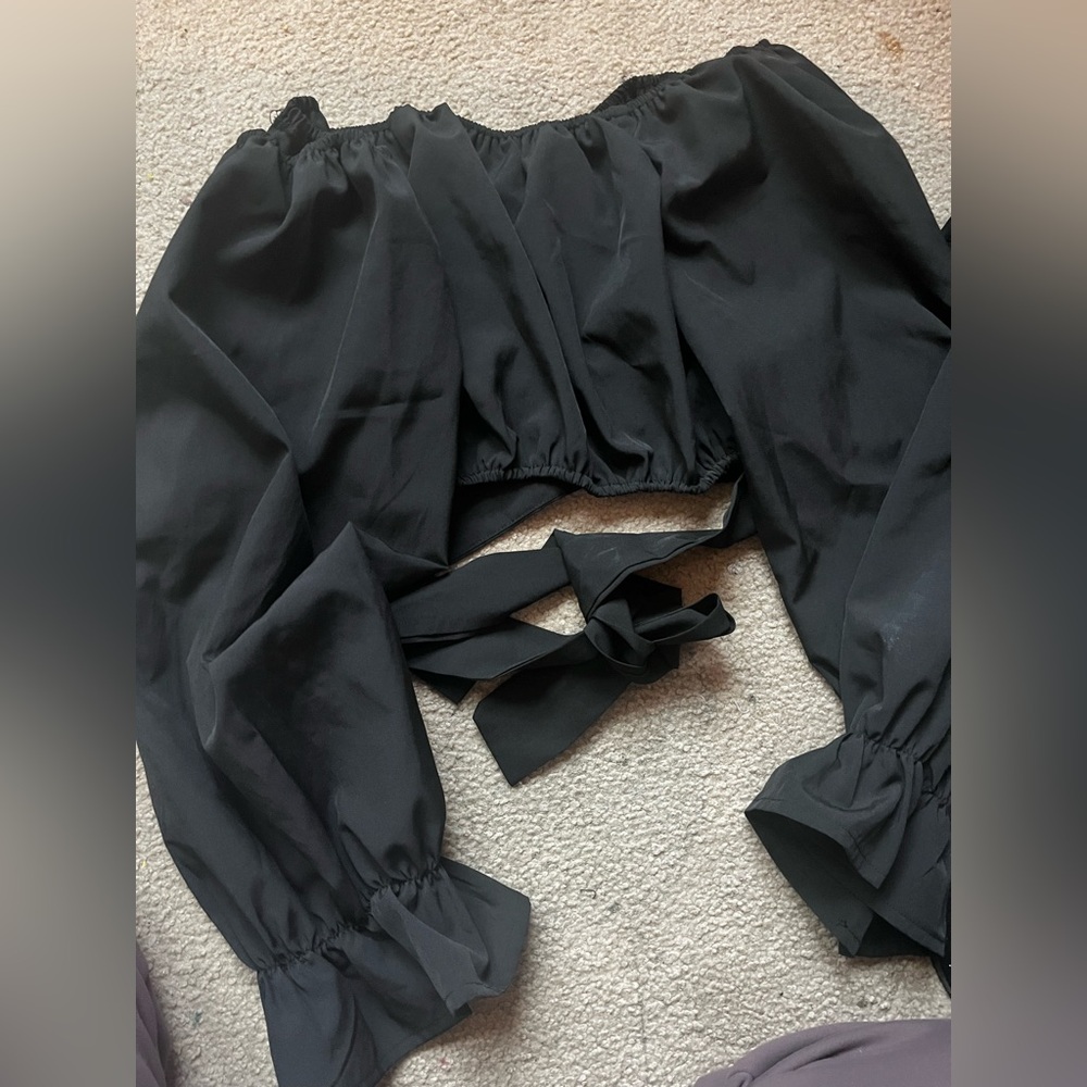SHEIN Black Off-Shoulder Top